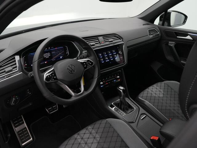 Volkswagen TIGUAN 1.4 TSI 245 pk DSG eHybrid R-Line Business+ | IQ Light | Adaptief onderstel | Head-up display | Stuur-/stoelverwarming