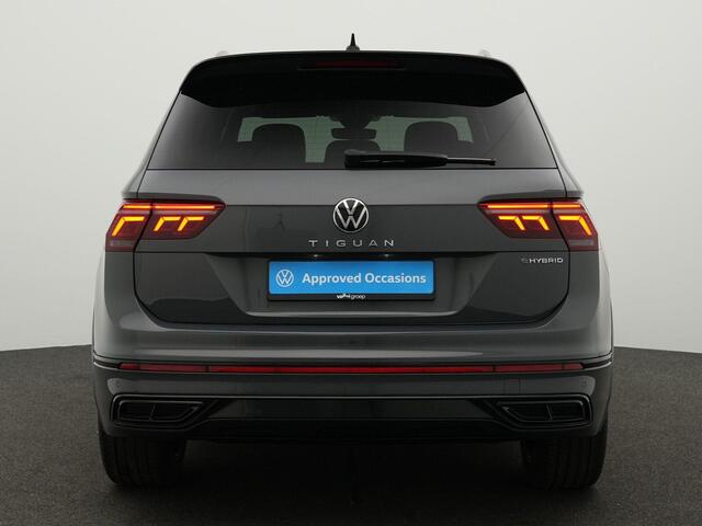 Volkswagen TIGUAN 1.4 TSI 245 pk DSG eHybrid R-Line Business+ | IQ Light | Adaptief onderstel | Head-up display | Stuur-/stoelverwarming