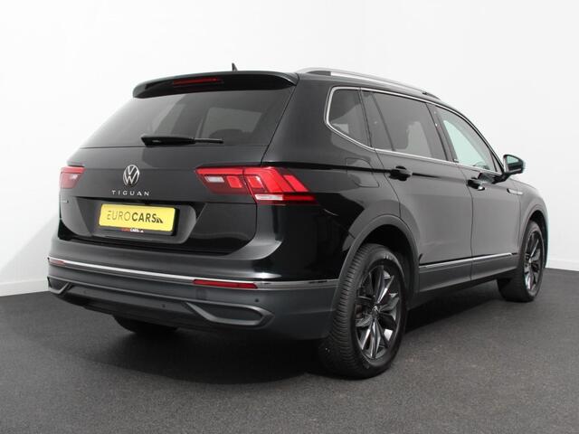 Volkswagen TIGUAN Allspace 1.5 TSI DSG7 MOVE 7-Persoons | Airco | PDC VA+Camera | Winterpack | Full LED | Navigatie | Trekhaak