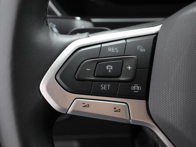 Volkswagen TIGUAN Allspace 1.5 TSI DSG7 MOVE 7-Persoons | Airco | PDC VA+Camera | Winterpack | Full LED | Navigatie | Trekhaak