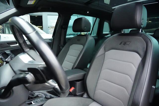 Volkswagen TIGUAN 2.0 TSI 4Motion Highline Business R 191pk Panoramadak/Stoelverwarming/Camera