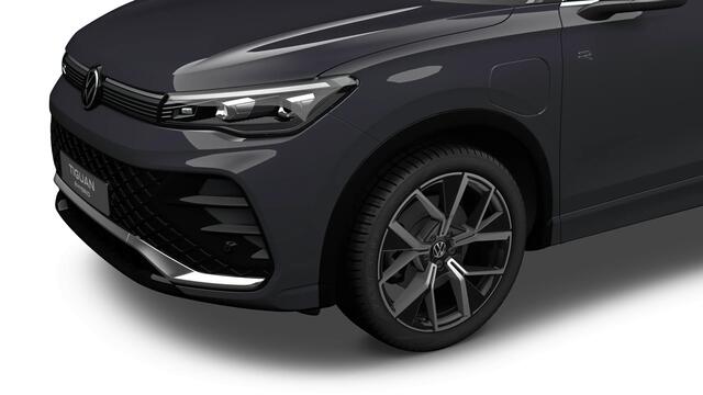 Volkswagen TIGUAN R-Line Edition - eHybrid | 'App-Connect' draadloze smartphone integratie | Automatische afstandsregeling (Adaptive Cruise Control) | Black Style Pakket