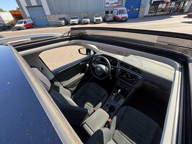Volkswagen TIGUAN 1.5 TSI ACT Comfortline Business / Schuifkanteldak / Stoelverwarming / Digital Cockpit /