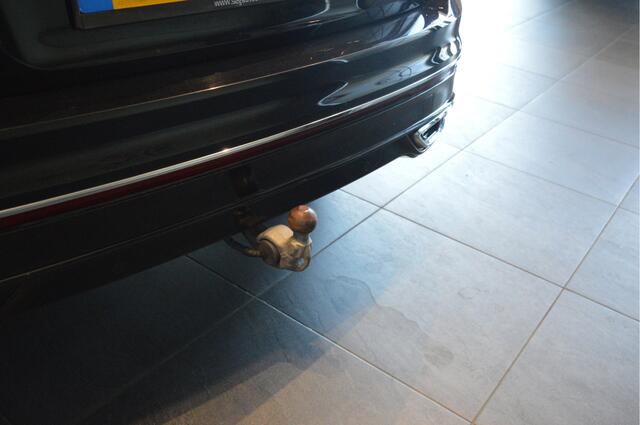 Volkswagen TIGUAN 1.4 TSI eHybrid 3X R-LINE pano leer camera trekhaak 20 inch !!