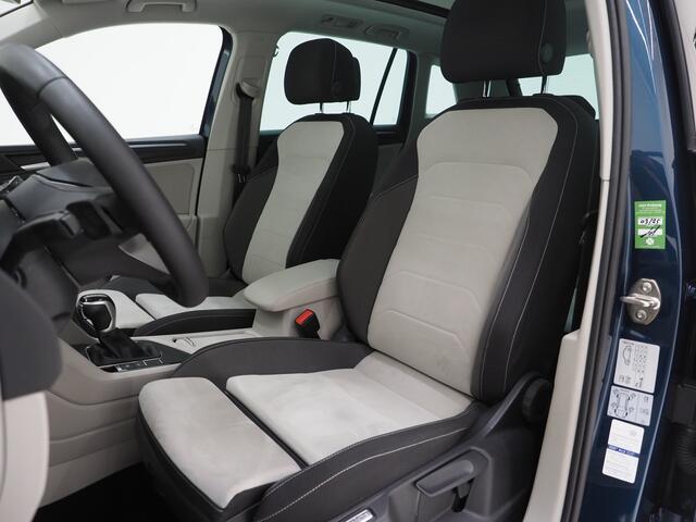 Volkswagen TIGUAN 1.4 TSI eHybrid Elegance | Panoramadak | Adaptive Cruise | Virtual | Camera | Stoel/Stuurverwarming