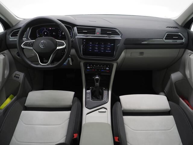 Volkswagen TIGUAN 1.4 TSI eHybrid Elegance | Panoramadak | Adaptive Cruise | Virtual | Camera | Stoel/Stuurverwarming
