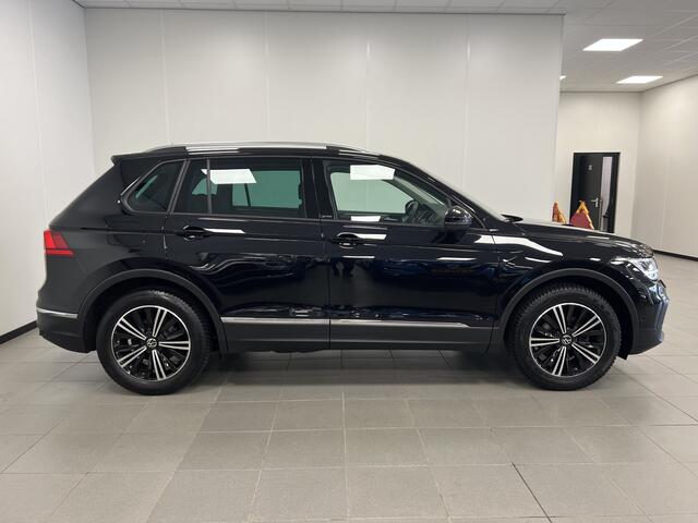 Volkswagen TIGUAN 1.5 TSI 131PK ACTIVE / NAVI / CAMERA / STOEL-STUURVERW. / 1600KG TREKG.