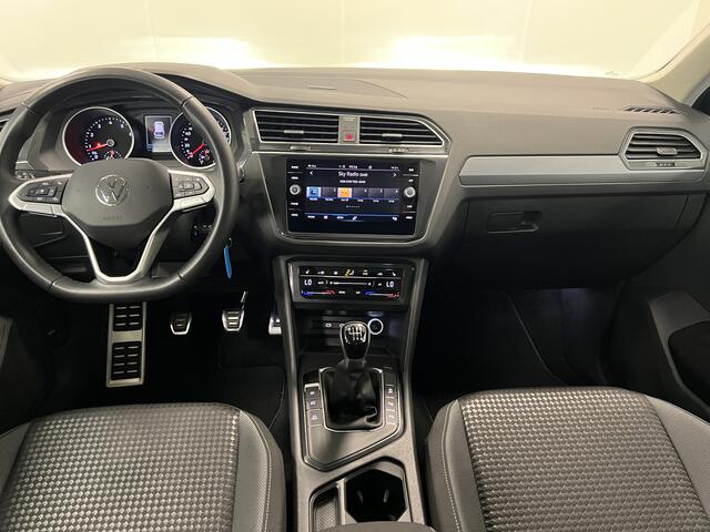Volkswagen TIGUAN 1.5 TSI 131PK ACTIVE / NAVI / CAMERA / STOEL-STUURVERW. / 1600KG TREKG.