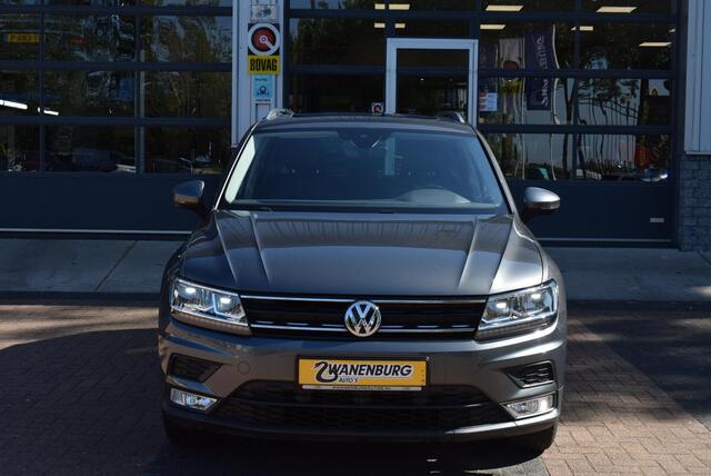 Volkswagen TIGUAN 1.4 TSI Comfortline Business R Navi Panodak Leder Km 79.000!!