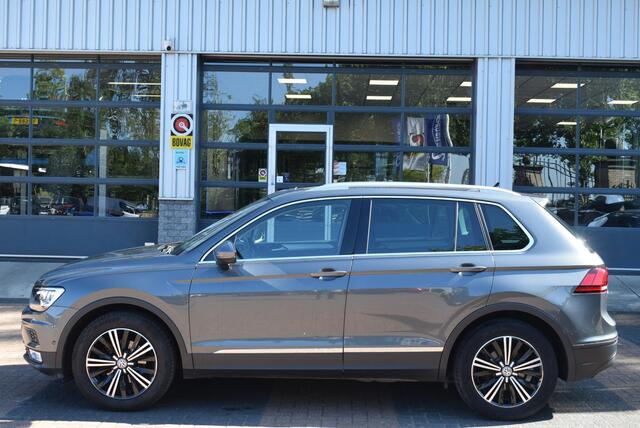 Volkswagen TIGUAN 1.4 TSI Comfortline Business R Navi Panodak Leder Km 79.000!!