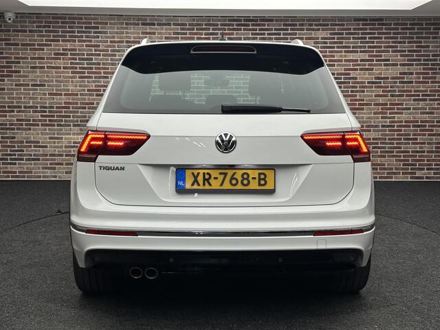 Volkswagen TIGUAN 1.5 TSI ACT R-Line Highline | Dak| Adaptieve cruise| LED| Virtual dash| NL Auto|