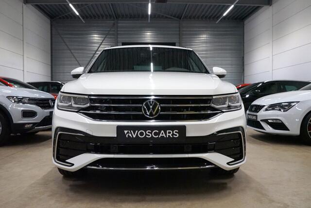 Volkswagen TIGUAN 1.5 TSI R-Line * Trekhaak - IQ Light - Standkachel - 20" - ACC - Keyless *