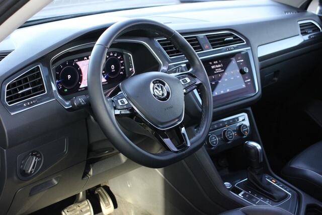 Volkswagen TIGUAN Allspace 1.5 TSI Highline R-Line | Pano | Leder | 360 Camera | El.Trekhaak