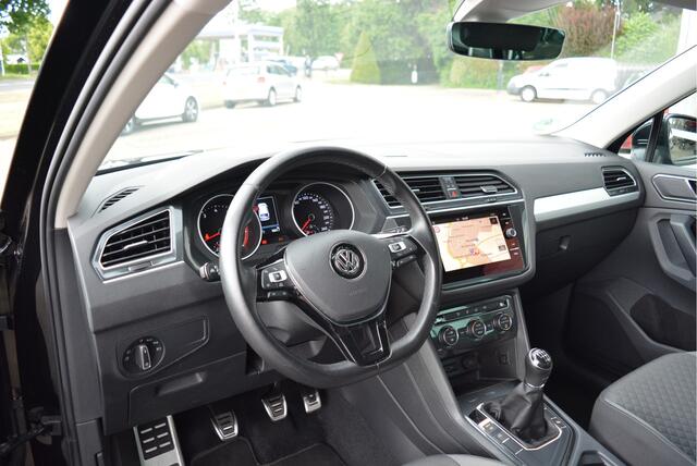 Volkswagen TIGUAN 1.4 TSI Comfortline Business | Adaptive | Orig. NL | NAP | Trekhaak