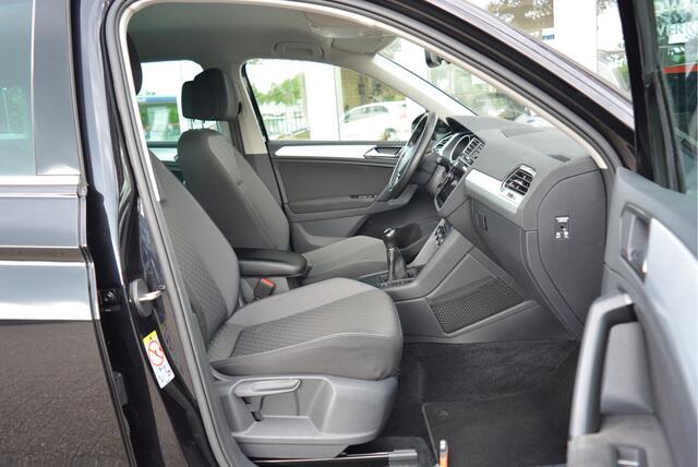 Volkswagen TIGUAN 1.4 TSI Comfortline Business | Adaptive | Orig. NL | NAP | Trekhaak