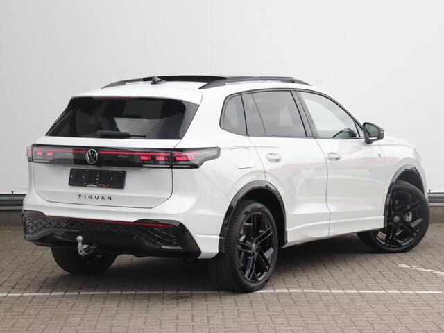 Volkswagen TIGUAN 1.5 272pk eHybrid R-Line Edition | Trekhaak | Leder | Harman/Kardon | 360° camera | HD-Matrix LED | Panoramadak |