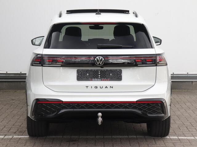 Volkswagen TIGUAN 1.5 272pk eHybrid R-Line Edition | Trekhaak | Leder | Harman/Kardon | 360° camera | HD-Matrix LED | Panoramadak |