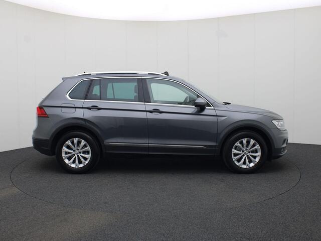 Volkswagen TIGUAN 1.5TSI/150PK ACT Comfortline Business DSG · Panoramadak · Trekhaak · Massagefunctie