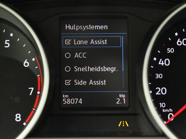 Volkswagen TIGUAN 1.5TSI/150PK ACT Comfortline Business DSG · Panoramadak · Trekhaak · Massagefunctie