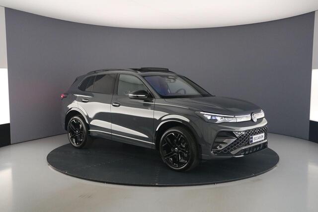 Volkswagen TIGUAN R-Line Edition 1.5 TSI eHybrid 272pk DSG Automaat Trekhaak, Panoramadak, Black Style, 360 camera, Adaptive cruise control, Achteruitrijcamera, LED koplampen, Elektrische achterklep