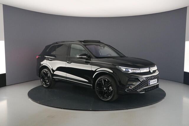 Volkswagen TIGUAN R-Line Edition 1.5 TSI eHybrid 204pk DSG Automaat Trekhaak, Black style, Panoramadak, Adaptive cruise control, Achteruitrijcamera, Elektrische achterklep, LED koplampen