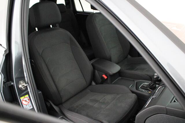 Volkswagen TIGUAN Allspace 1.5 TSI 150pk DSG R-Line Highline 7Pers. Keyless Camera Virtual Cockpit Led Panoramadak Navigatie