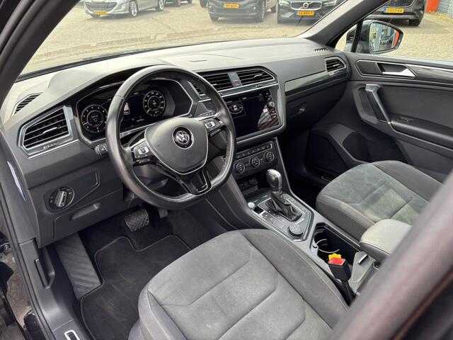 Volkswagen TIGUAN 1.4 TSI 4Motion Highline R-Line / NL Auto / 2000kg Trekgewicht / Trekhaak Wegklapbaar / Schuifkanteldak / Android Auto/Applecarplay / Digital Cockpit / Navi /