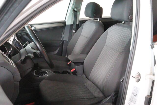 Volkswagen TIGUAN Allspace 1.5 TSI Comfortline Business 7-Persoons, Trekhaak, navigatie, Apple CarPlay/ Android Auto, Achteruitrijcamera, Climate Control, Automaat