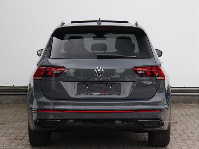 Volkswagen TIGUAN 1.4 TSI eHybrid R-Line | Panoramadak | Black Style | Trekhaak | Camera | Stoel- en Stuurverwarming | Navigatie |