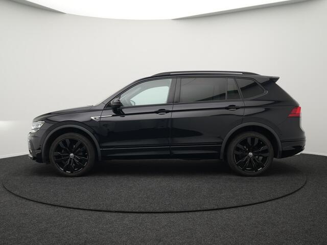 Volkswagen TIGUAN Allspace 1.5 TSI R-Line DSG 150 pk | Trekhaak af Fabriek | Adaptive Cruise | Carplay | Camera | Spraakbediening |