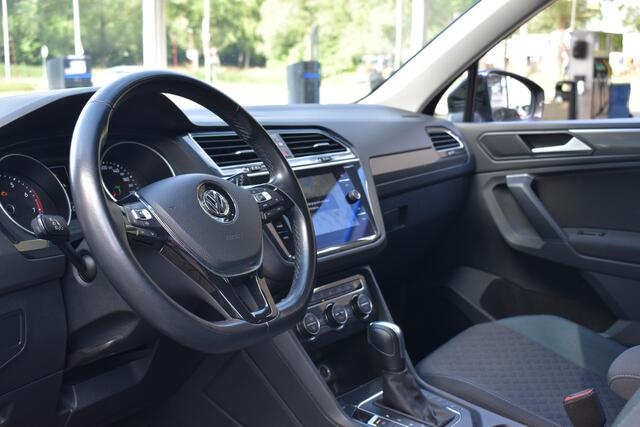 Volkswagen TIGUAN 1.5 TSI ACT Comfortline Business | Adaptieve Cruise | Stoelverwarming | Navigatie | 100% Onderhouden | 12 mnd BOVAG garantie Whatsapp 06-53188999