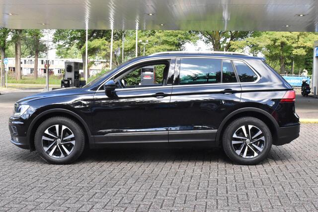 Volkswagen TIGUAN 1.5 TSI ACT Comfortline Business | Adaptieve Cruise | Stoelverwarming | Navigatie | 100% Onderhouden | 12 mnd BOVAG garantie Whatsapp 06-53188999