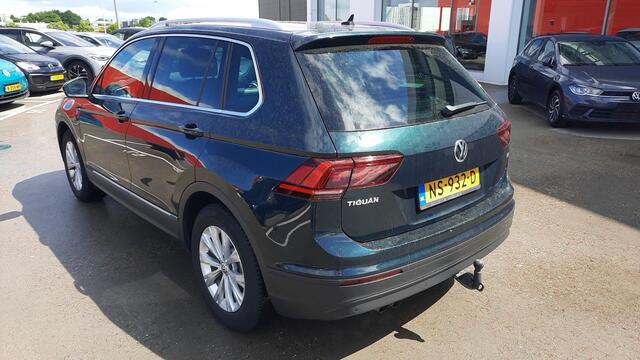 Volkswagen TIGUAN 1.4 TSI ACT Comfortline Business | Trekhaak | 1e eigenaar | VERWACHT