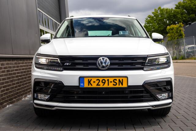 Volkswagen TIGUAN 2.0 TSI 180 pk 4Motion Highline R-Line / Pano-Dak/ Head-Up/ Sport-Stoelen/ Stoel.Verw/ 360-Camera/ Adap.Cruise/ Apple-Carplay/ 19''LMV