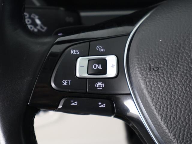 Volkswagen TIGUAN 2.0 TSI 4Motion Highline Business R | 360° Camera | Trekhaak | Vol leer | Stoelverwarming