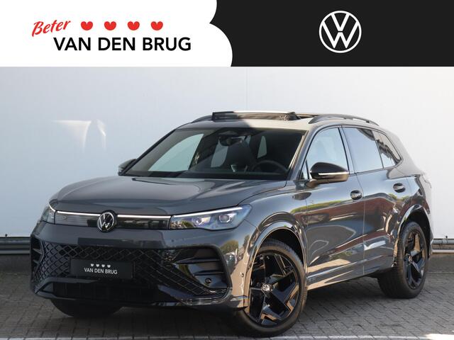 Volkswagen TIGUAN 1.5 eTSI R-Line | Panoramadak | Black style | Dodehoekdetectie | Camera | Massagestoelen |