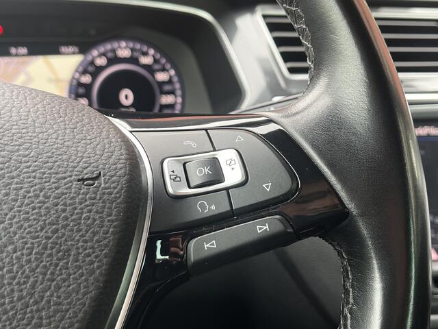 Volkswagen TIGUAN 1.4 TSI ACT R-LINE | TREKHAAK | 19'' | VIRTUAL COCKPIT