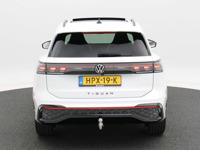 Volkswagen TIGUAN 1.5 eHybrid R-Line Edition | 204 PK | Trekhaak | Stoel & Stuur Verwarming | Stoelmassage | Black Style Pakket |