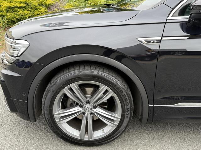 Volkswagen TIGUAN 1.5 TSI 150PK DSG R-LineoPanooHeadUp