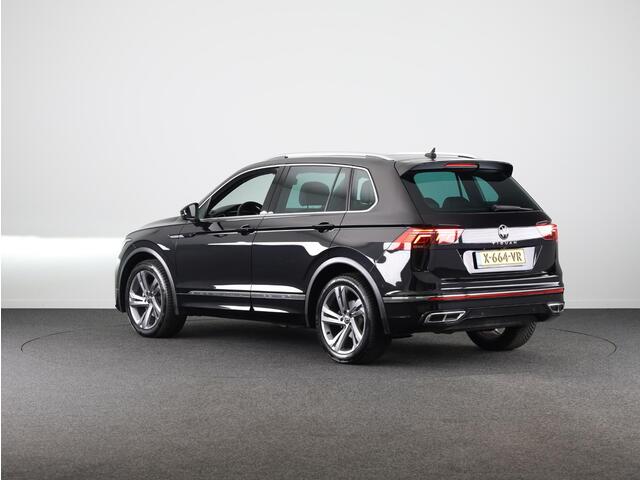 Volkswagen TIGUAN 1.5 TSI R-Line Business 150 pk Automaat (DSG) | Verlengde garantie | Navigatie | Panoramadak | Elektr. trekhaak | Parkeersensoren (Park assist) | Achteruitrijcamera | Stoelverwarming |