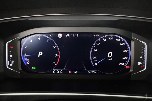 Volkswagen TIGUAN 1.5 TSI R-Line Business 150 pk Automaat (DSG) | Verlengde garantie | Navigatie | Panoramadak | Elektr. trekhaak | Parkeersensoren (Park assist) | Achteruitrijcamera | Stoelverwarming |
