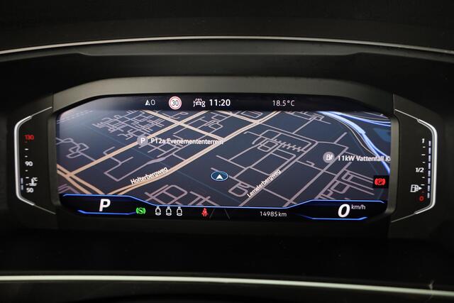 Volkswagen TIGUAN 1.5 TSI R-Line Business 150 pk Automaat (DSG) | Verlengde garantie | Navigatie | Panoramadak | Elektr. trekhaak | Parkeersensoren (Park assist) | Achteruitrijcamera | Stoelverwarming |