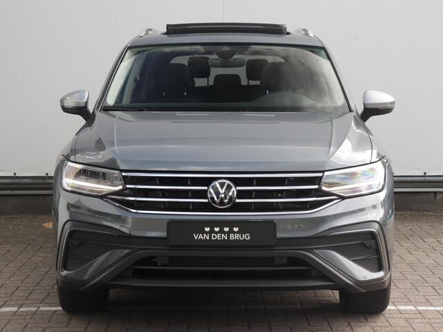 Volkswagen TIGUAN Allspace 1.5 TSI Life 7p. | Panoramadak | Dynamic chassis control | Navigatie | Stoel- en stuurverwarming |
