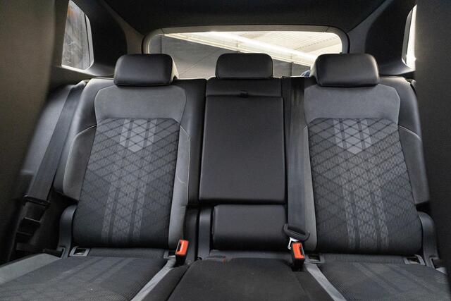 Volkswagen TIGUAN 1.5 TSI R-Line Business+