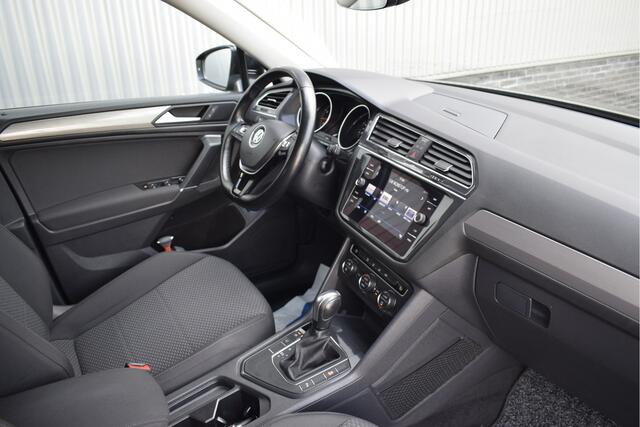 Volkswagen TIGUAN Allspace 1.5 TSI Comfortline Business 7p. Adaptive cruise, Trekhaak, Carplay, PDC, DAB