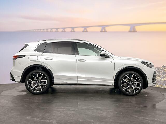 Volkswagen TIGUAN R-Line-Edition 1.5 eHybrid 150 kW / 204 pk SUV 6 v