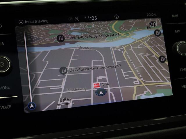 Volkswagen TIGUAN 1.5TSI/150 Elegance DSG · Panorama dak · Matrix led · Navigatie ·