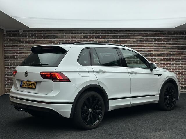Volkswagen TIGUAN 2.0 TSI 4Motion R Line Highline Panorama Stoelverwarming Trekhaak