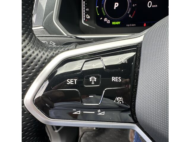 Volkswagen TIGUAN 1.4 TSI eHybrid R-Line Business+ - Panodak - Trekhaak - Camera