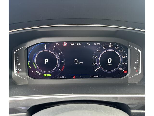 Volkswagen TIGUAN 1.4 TSI eHybrid R-Line Business+ - Panodak - Trekhaak - Camera